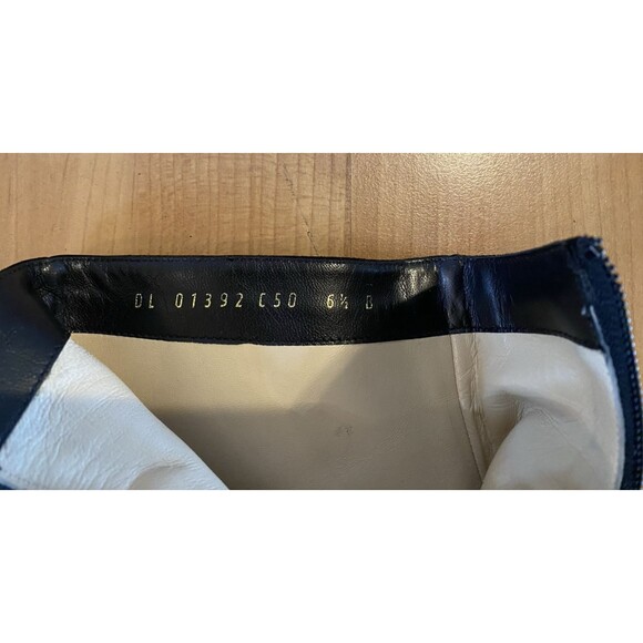 Salvatore Ferragamo Boutique Black Suede Boots Embroidered Ankle Size 6.5B - Picture 10 of 14